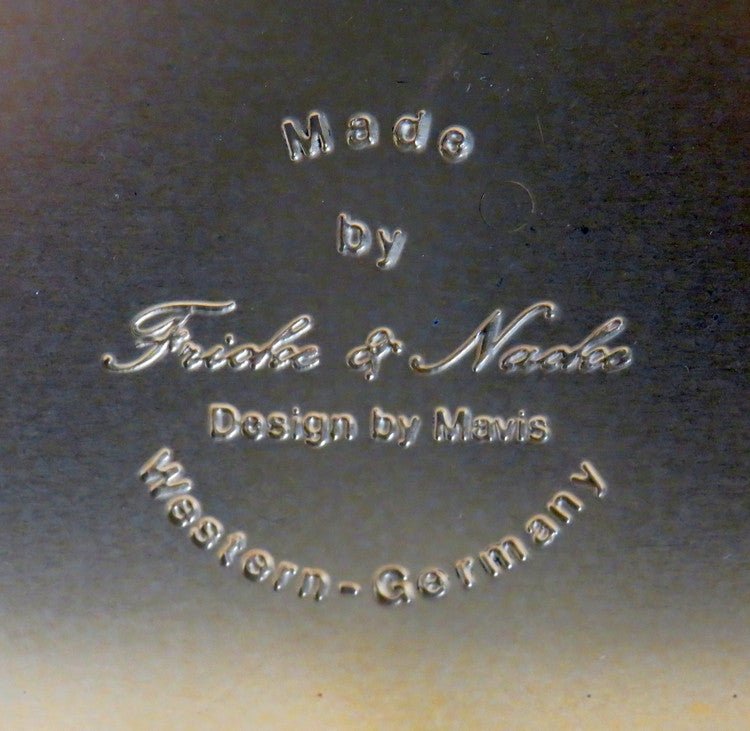 Gold & Red Fricke & Nacke Embossed Tin box w Lock, West Germany - GSaleHunter