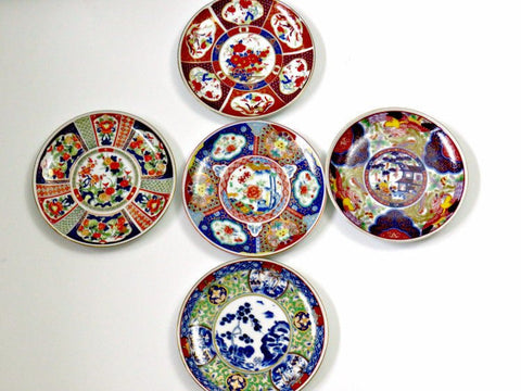 Mid Century Imari Japanese Porcelain Plate Collection, 5 PC Set - GSaleHunter