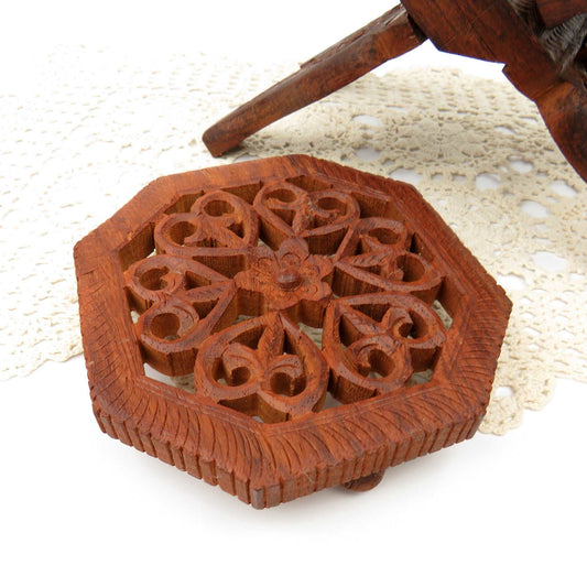 Vintage India Sheesham Carved Wood Accessories Set of 2 Folding Book Stand & Footed Trivet Mid Century - GSaleHunter