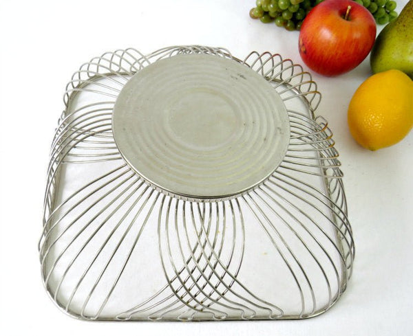 Silver Plate Wire Basket w Pedestal Base - Fruit and Bread Metal Serving Basket - GSaleHunter