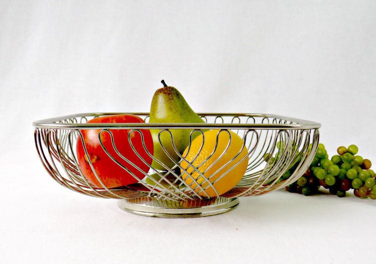 Silver Plate Wire Basket w Pedestal Base - Fruit and Bread Metal Serving Basket - GSaleHunter