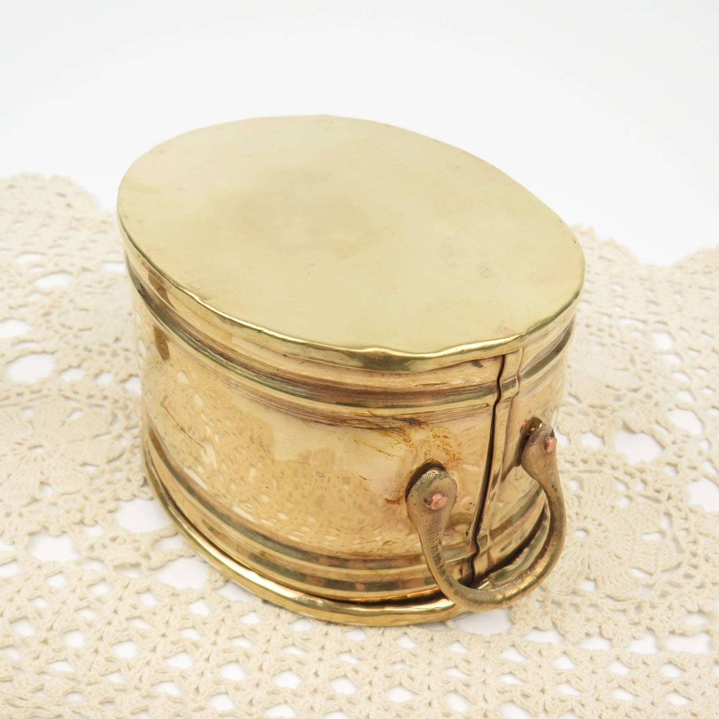 Vintage 5" Solid Brass Planter Two Handles, Seashell Scallop Clam Medallion - GSaleHunter