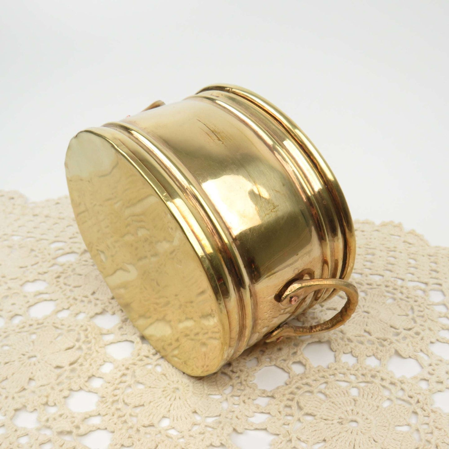 Vintage 5" Solid Brass Planter Two Handles, Seashell Scallop Clam Medallion - GSaleHunter