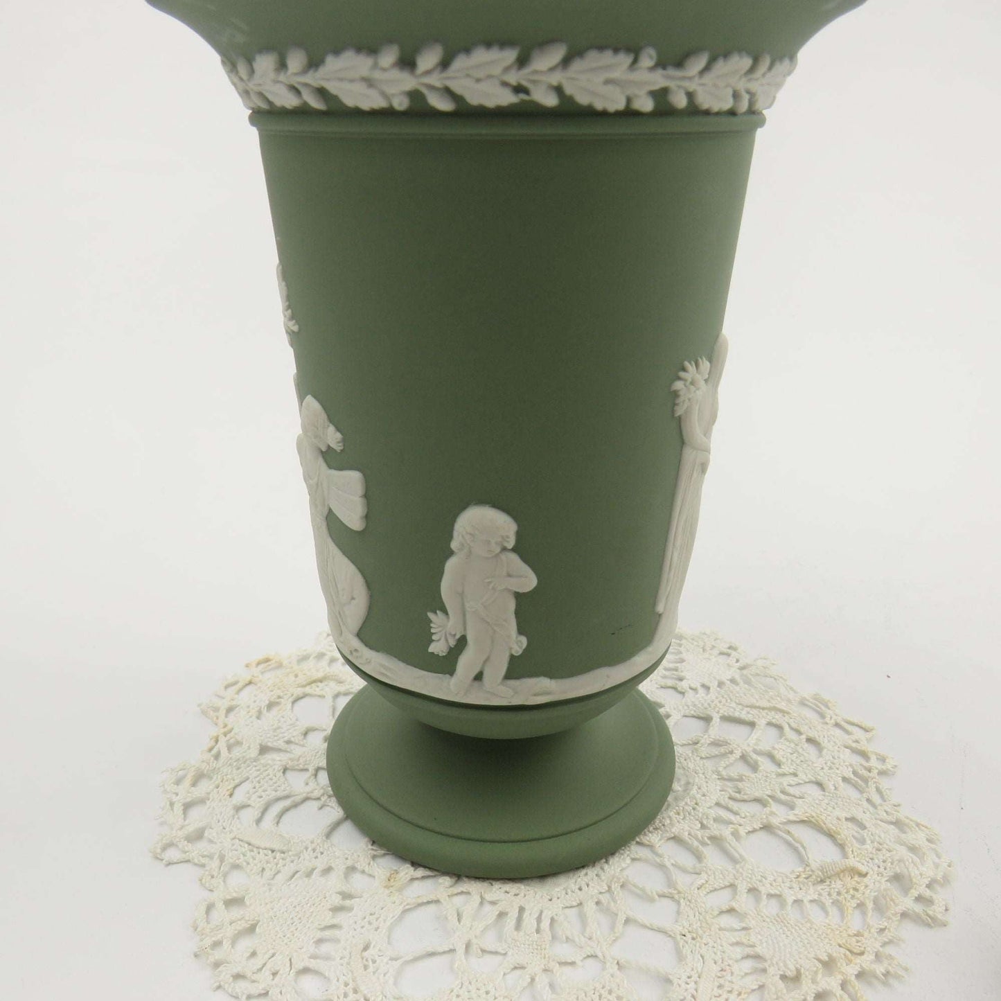 Vintage MINT Wedgwood Footed Spilled Trumpet Vase 5 1/2 Inches Cream on Celadon Green Sage SACRIFICE OF POMONA - GSaleHunter