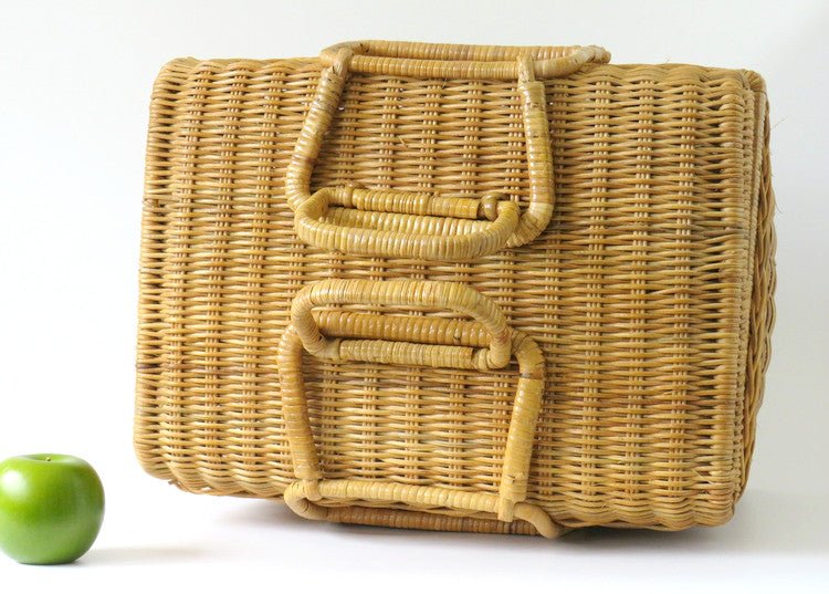Vintage Woven Rattan Double Handle Picnic Basket & Wicker Paper Plate Holders - GSaleHunter